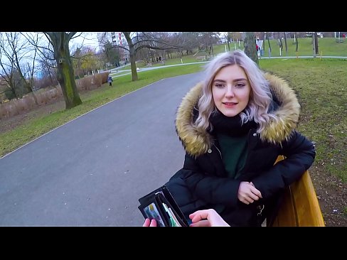 ❤️ Yn llyncu cum poeth dieithryn am arian - blowjob yn y parc gan Eva Elfie ❤️ Fideo porn ar cy.ttsex.ru ☑